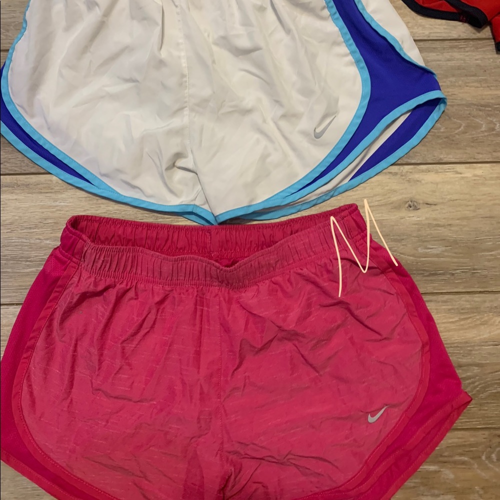 size medium nike shorts